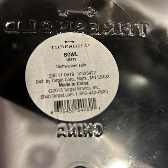 TWO NEW GLASS SERVING BOWLS FROM TARGET ! - Picture 9 of 9